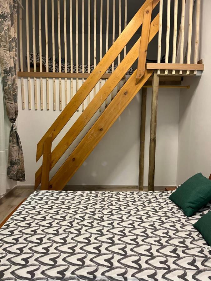 Hotel Alzira Bonita Habitacion Verde Con Bano Privado Esterno foto
